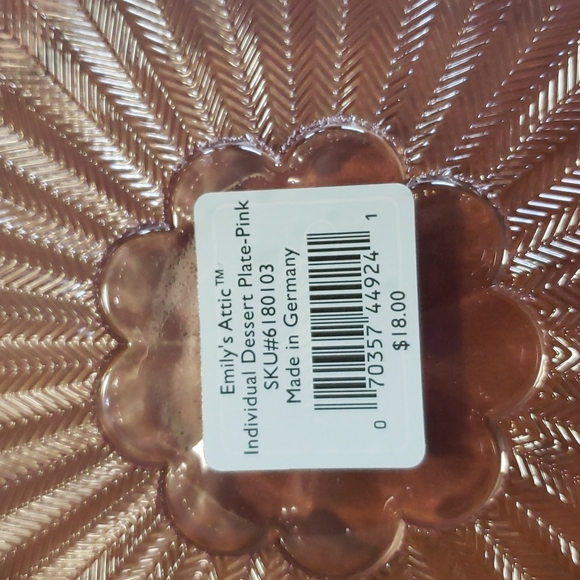 4 Emilys Atric Pink Desert Plates - Picture 3 of 3